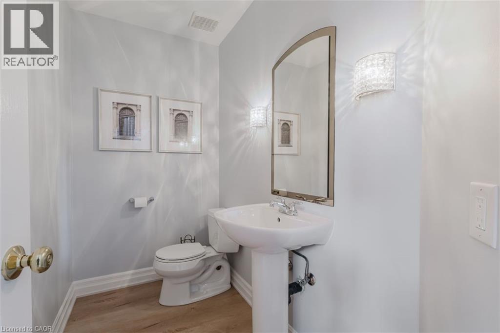 954 Wintergreen Place, Burlington, Ontario  L7T 4K4 - Photo 21 - 40765627