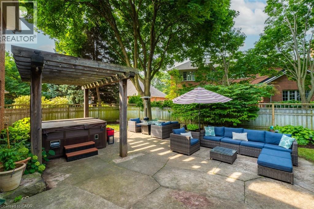 954 Wintergreen Place, Burlington, Ontario  L7T 4K4 - Photo 42 - 40765627