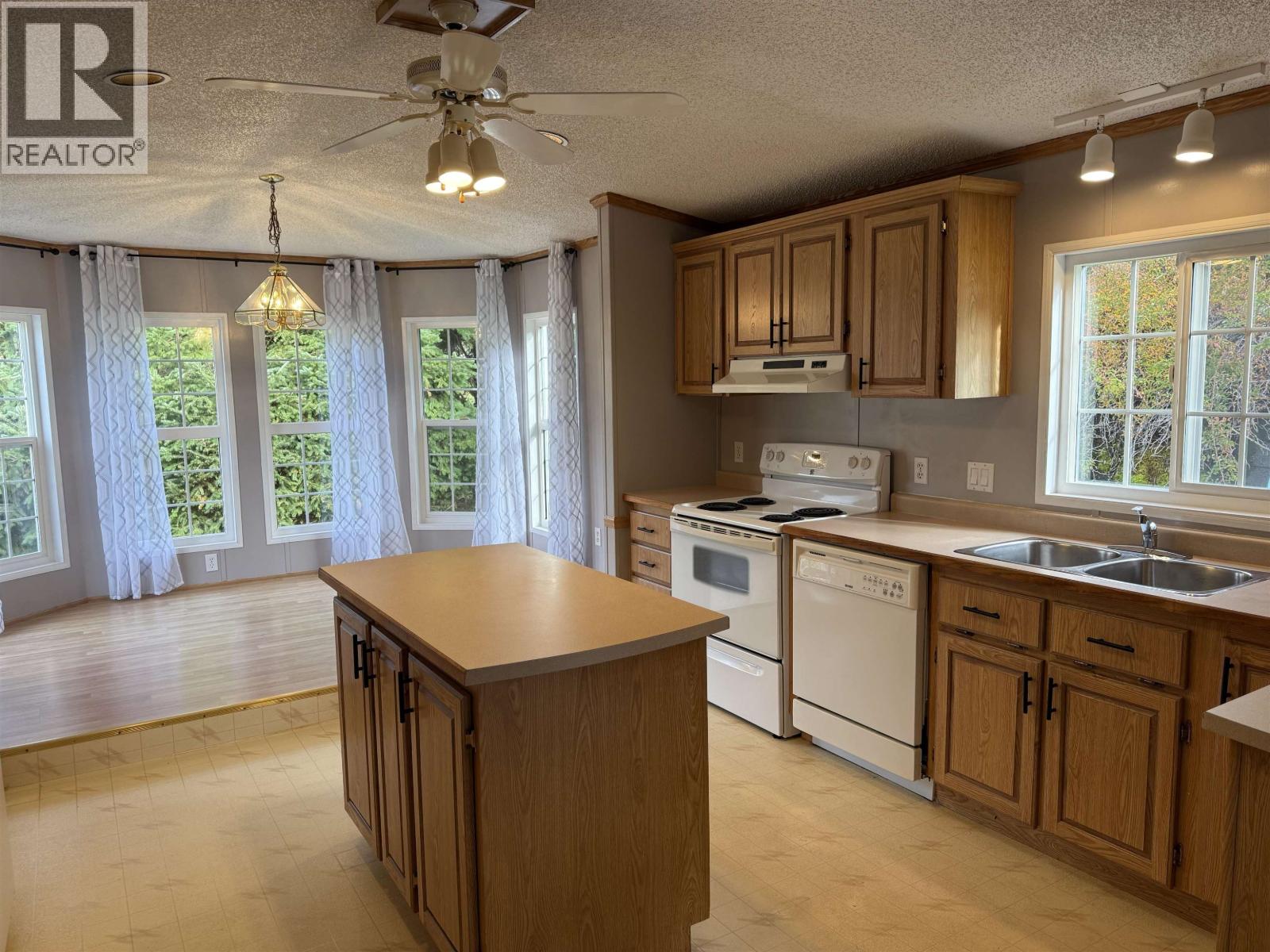 96 1413 Sunshine Coast Highway, Gibsons, British Columbia  V0N 1V5 - Photo 10 - R3066945