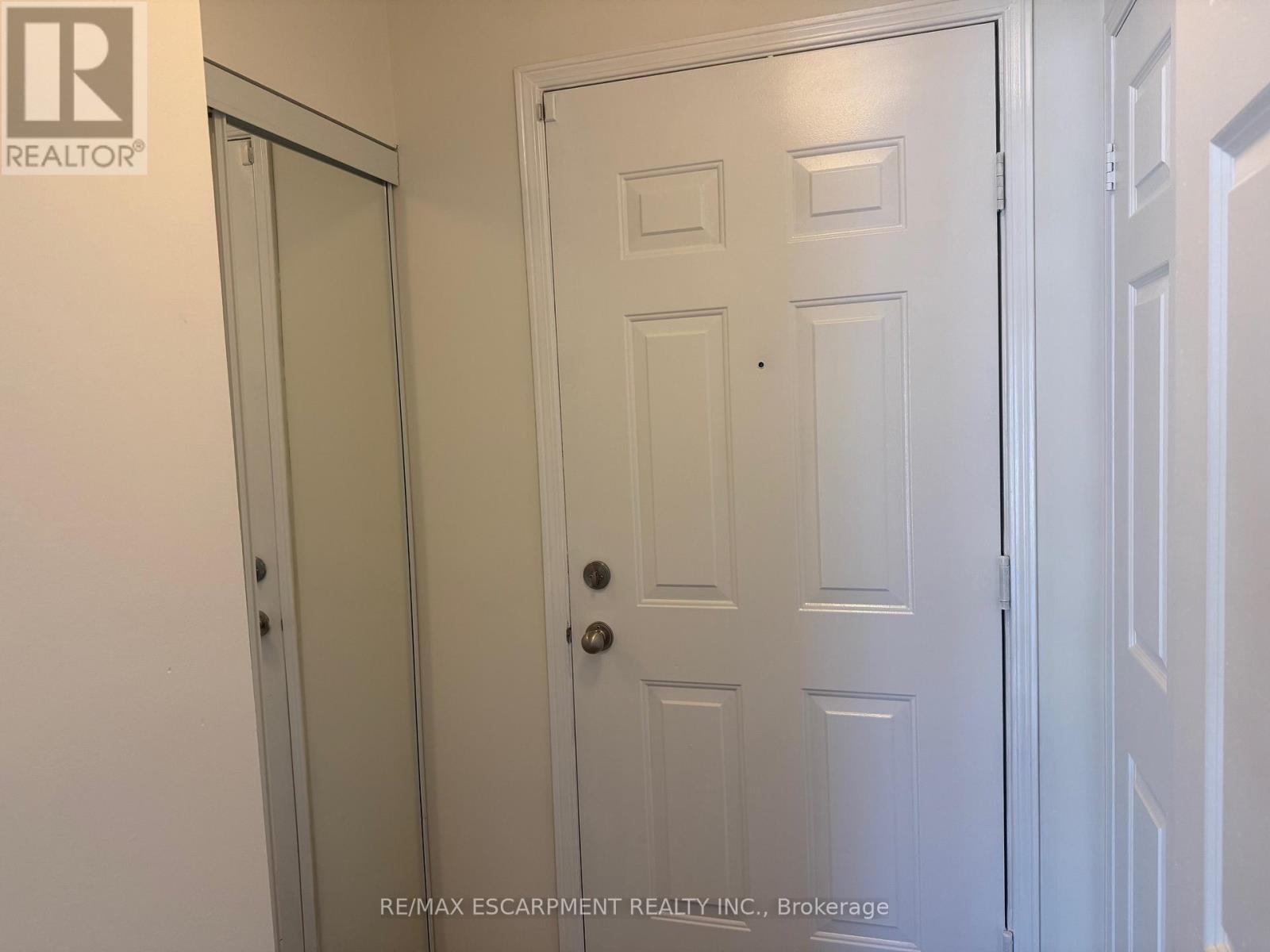 8 - 5055 Oscar Peterson Boulevard, Mississauga, Ontario L5M 0P4 - Photo 18 - W12467668