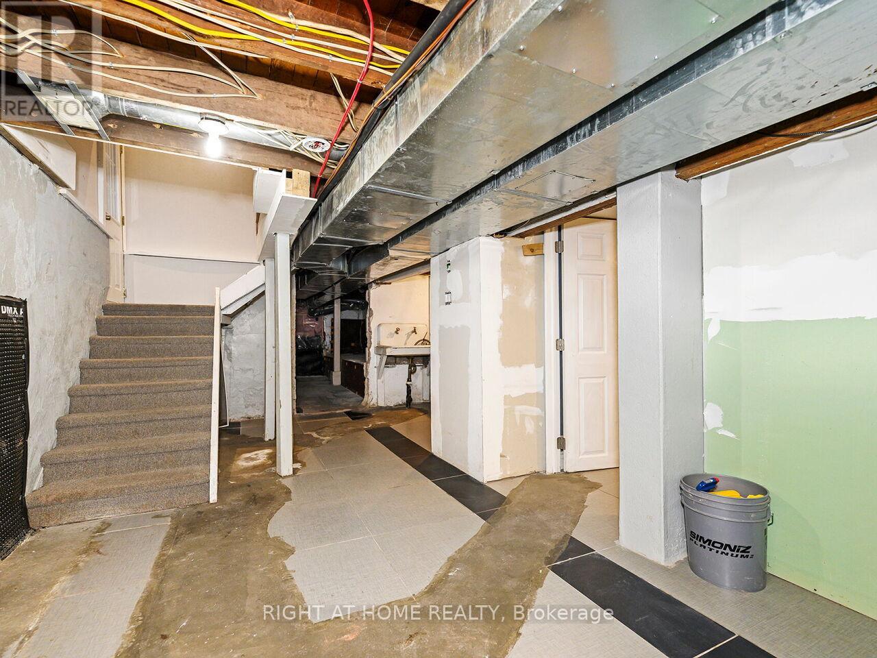 180 Rosslyn Avenue N, Hamilton, Ontario  L8L 7P7 - Photo 31 - X12573248