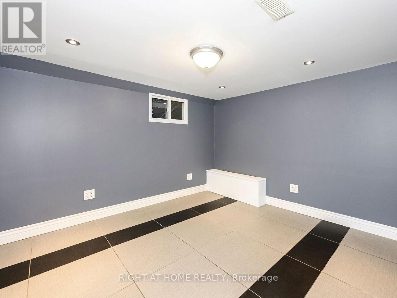 180 Rosslyn Avenue N, Hamilton, Ontario  L8L 7P7 - Photo 36 - X12573248