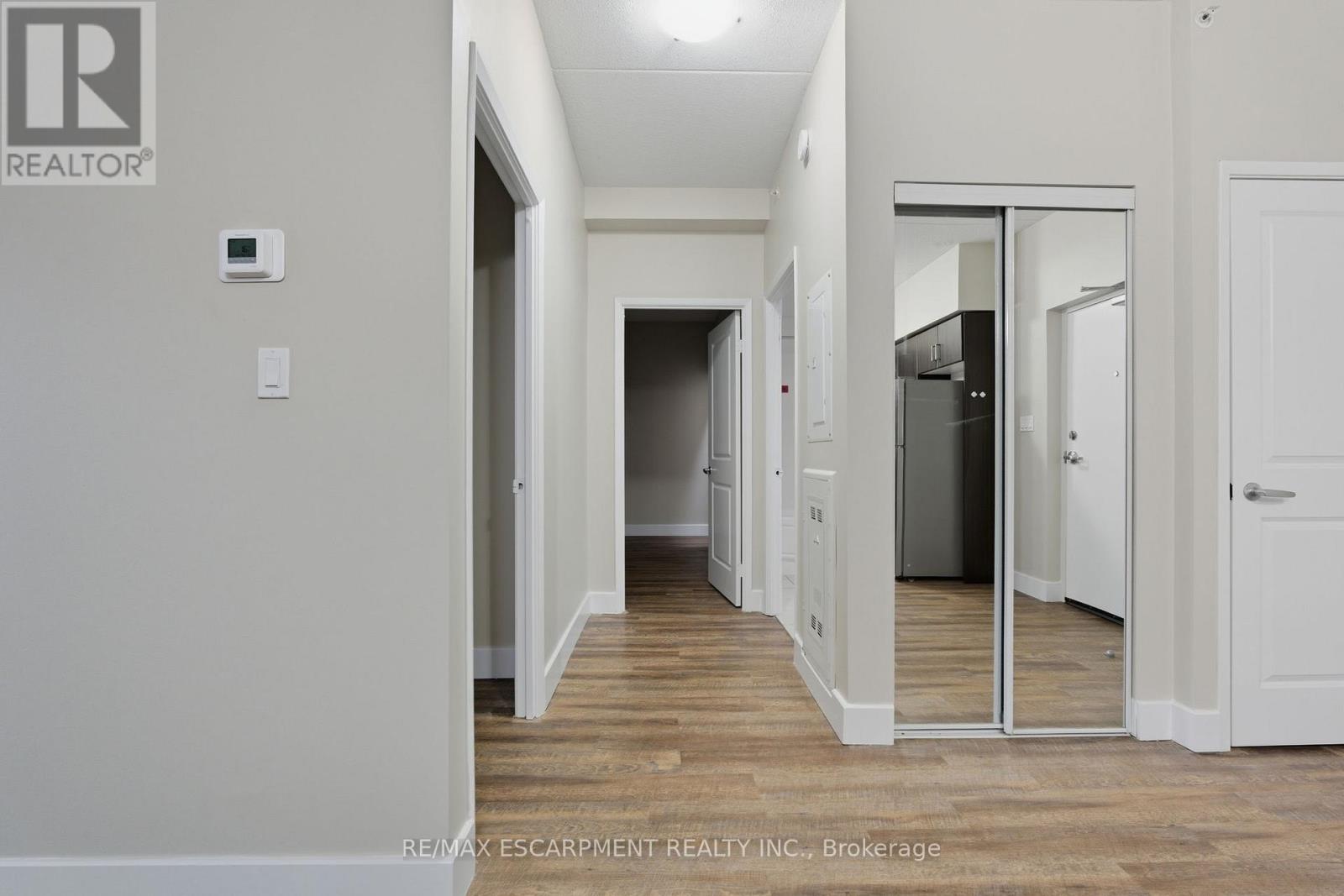 203 - 149 Main Street W, Hamilton, Ontario  L8P 1H9 - Photo 12 - X12573266