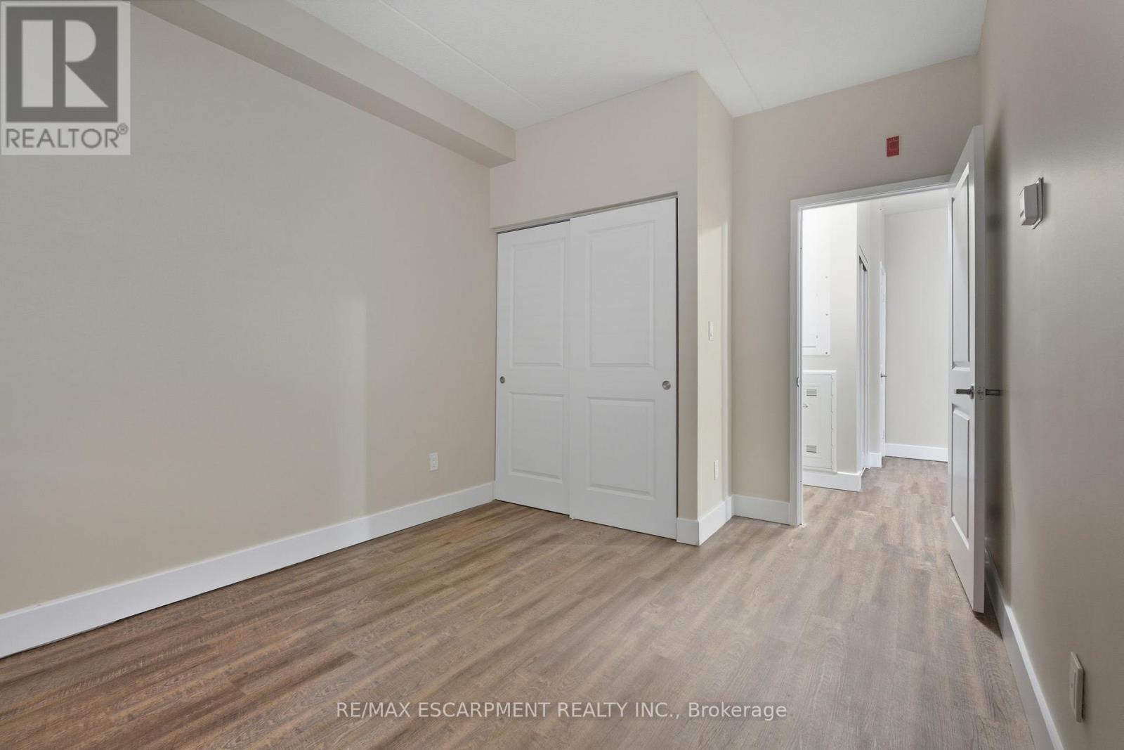 203 - 149 Main Street W, Hamilton, Ontario  L8P 1H9 - Photo 14 - X12573266