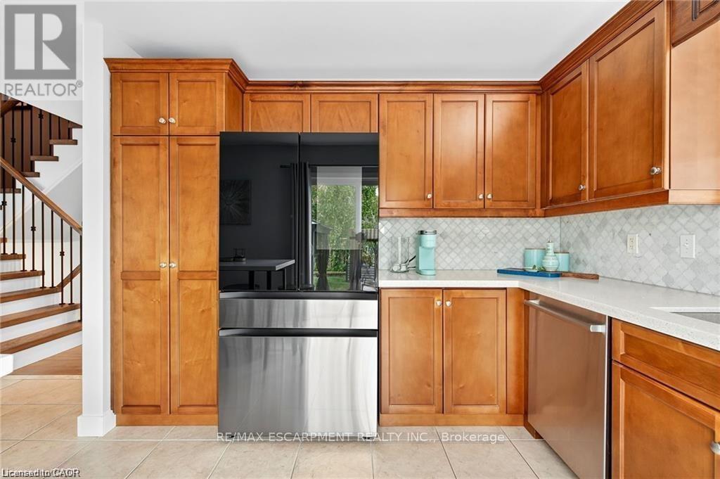 39 Wilbur Drive, Hamilton, Ontario  L0R 1C0 - Photo 6 - X12573288