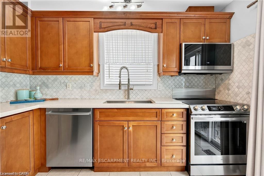 39 Wilbur Drive, Hamilton, Ontario  L0R 1C0 - Photo 7 - X12573288