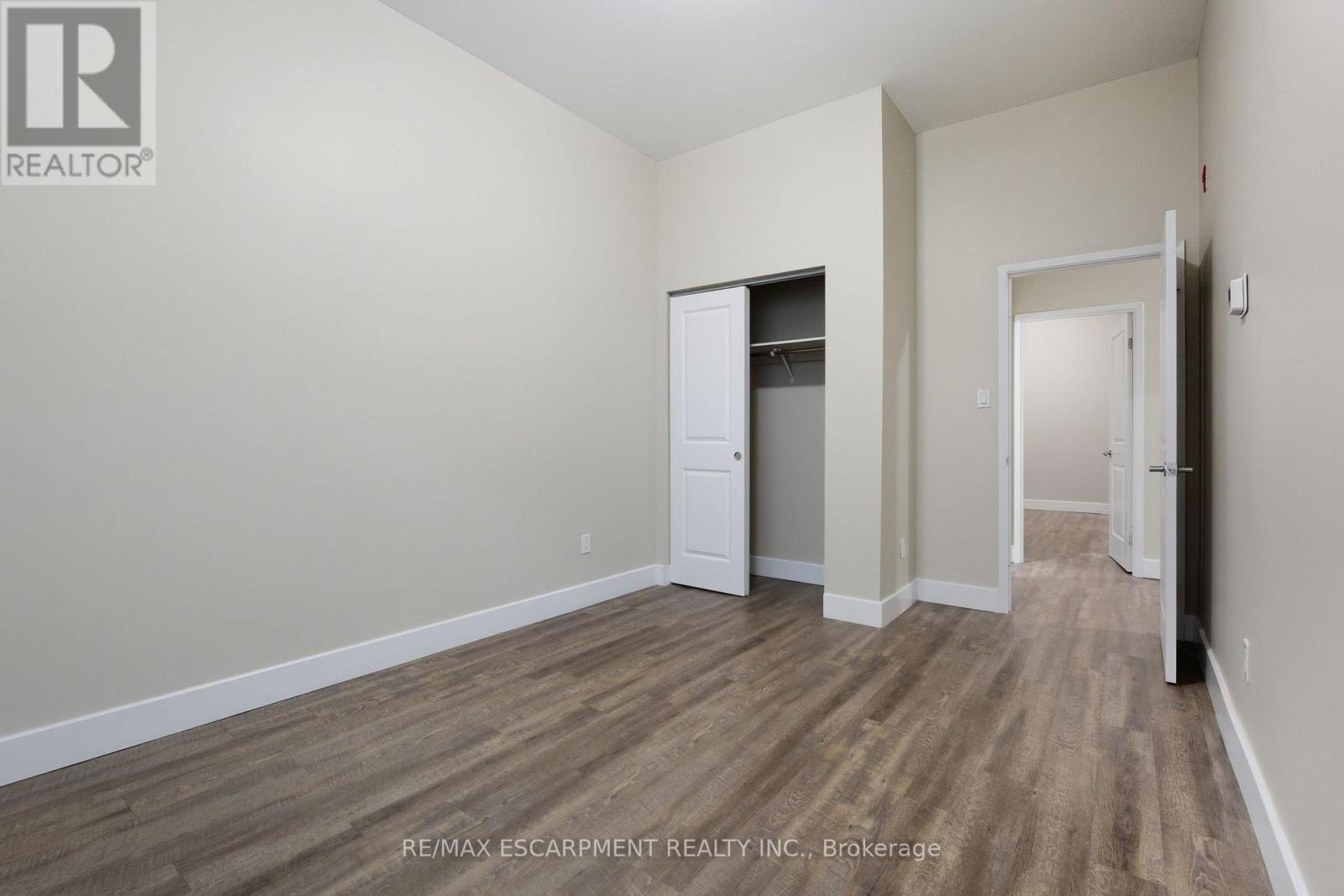 101 - 149 Main Street W, Hamilton, Ontario  L8P 1H9 - Photo 15 - X12573326