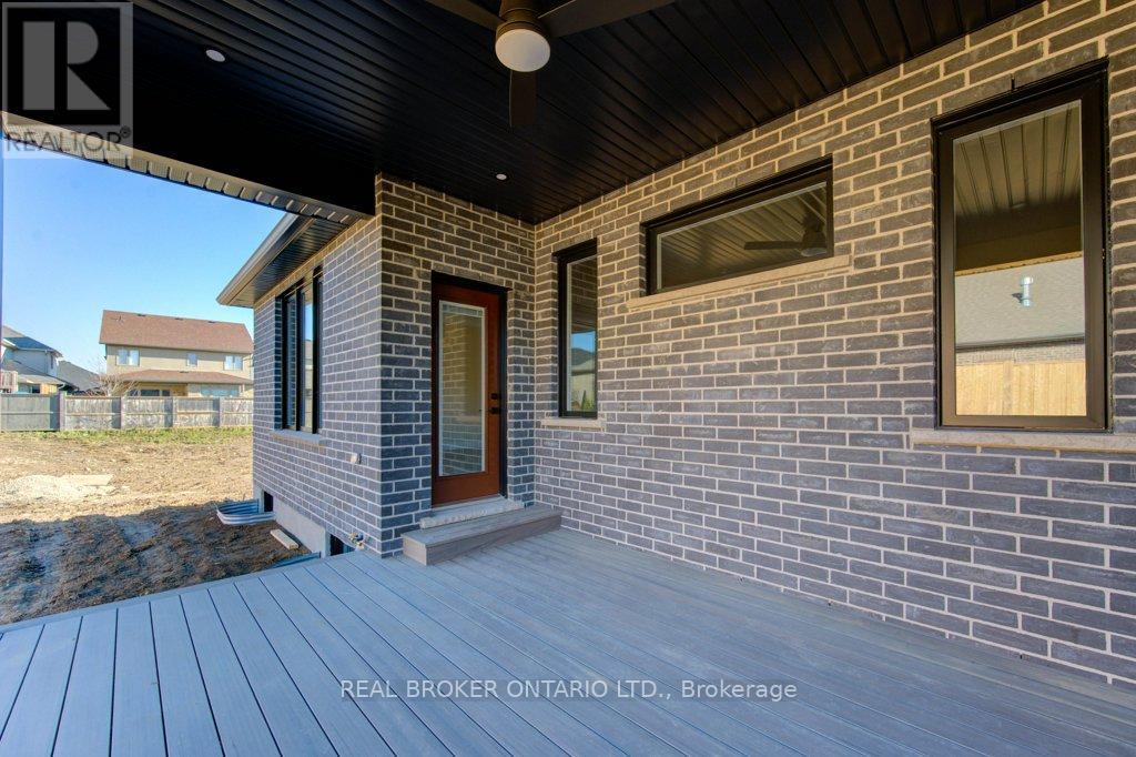 80 South Parkwood Boulevard, Woolwich, Ontario  N3B 0C8 - Photo 26 - X12573328