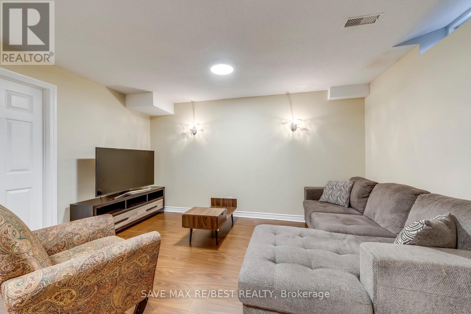 67 Golden Iris Crescent, Hamilton, Ontario  L8B 0R6 - Photo 44 - X12573354