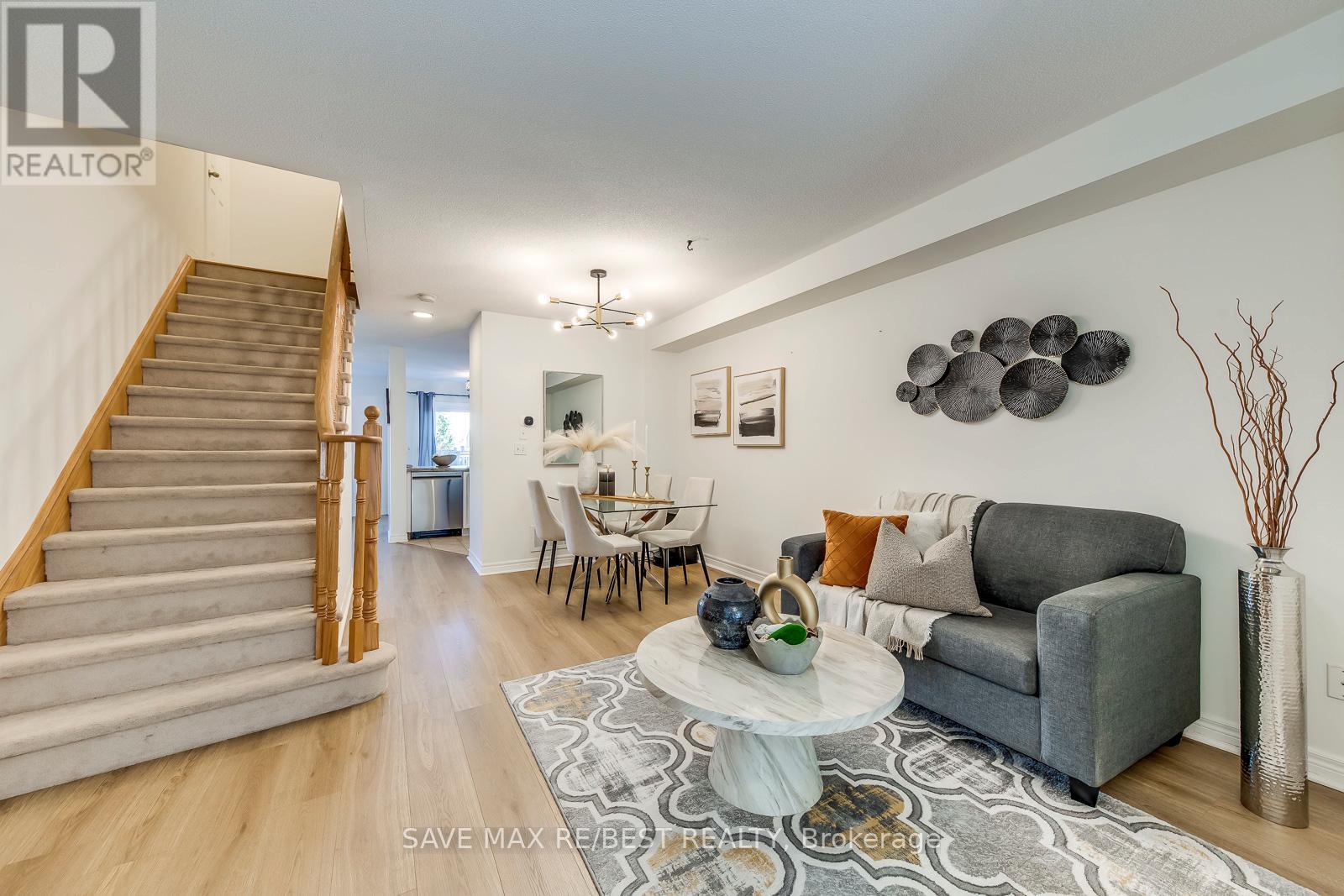 67 Golden Iris Crescent, Hamilton, Ontario  L8B 0R6 - Photo 6 - X12573354