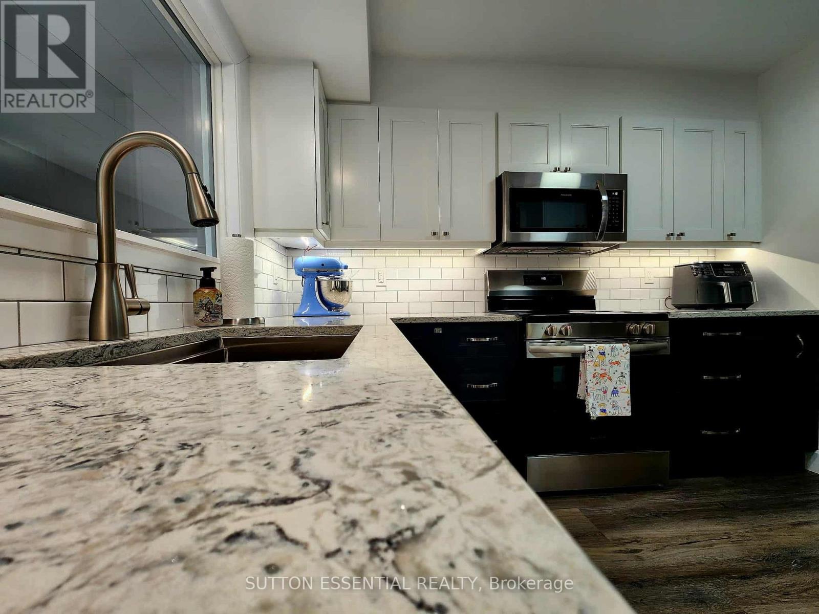 316 First Avenue, Brockville, Ontario  K6V 3C1 - Photo 13 - X12573376