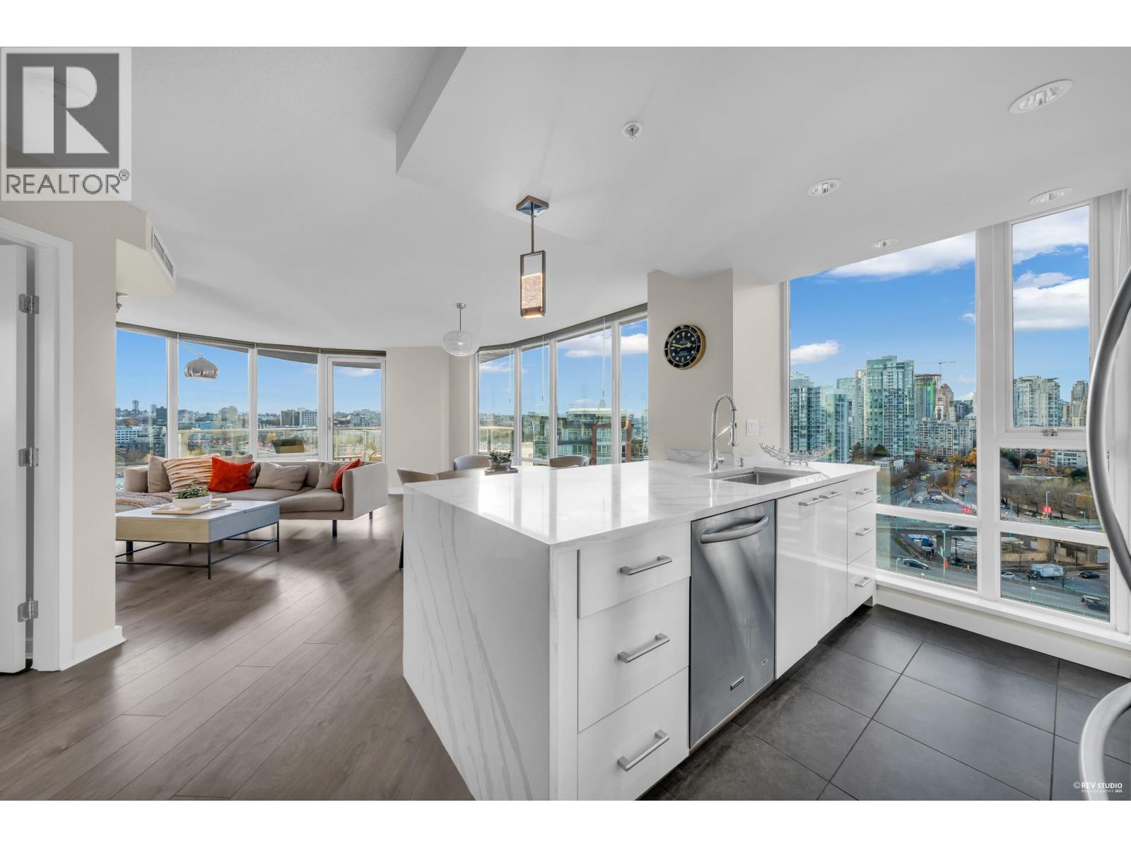 1906 918 Cooperage Way, Vancouver, British Columbia  V6B 0A7 - Photo 15 - R3069694