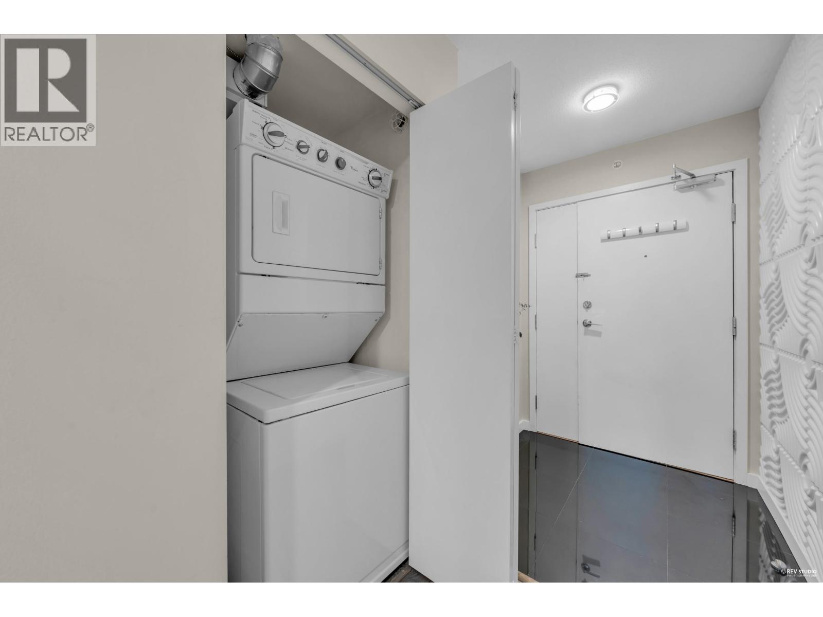 1906 918 Cooperage Way, Vancouver, British Columbia  V6B 0A7 - Photo 21 - R3069694