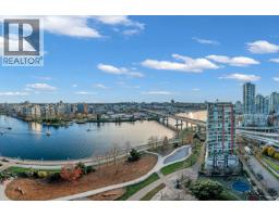 1906 918 Cooperage Way, Vancouver, Ca