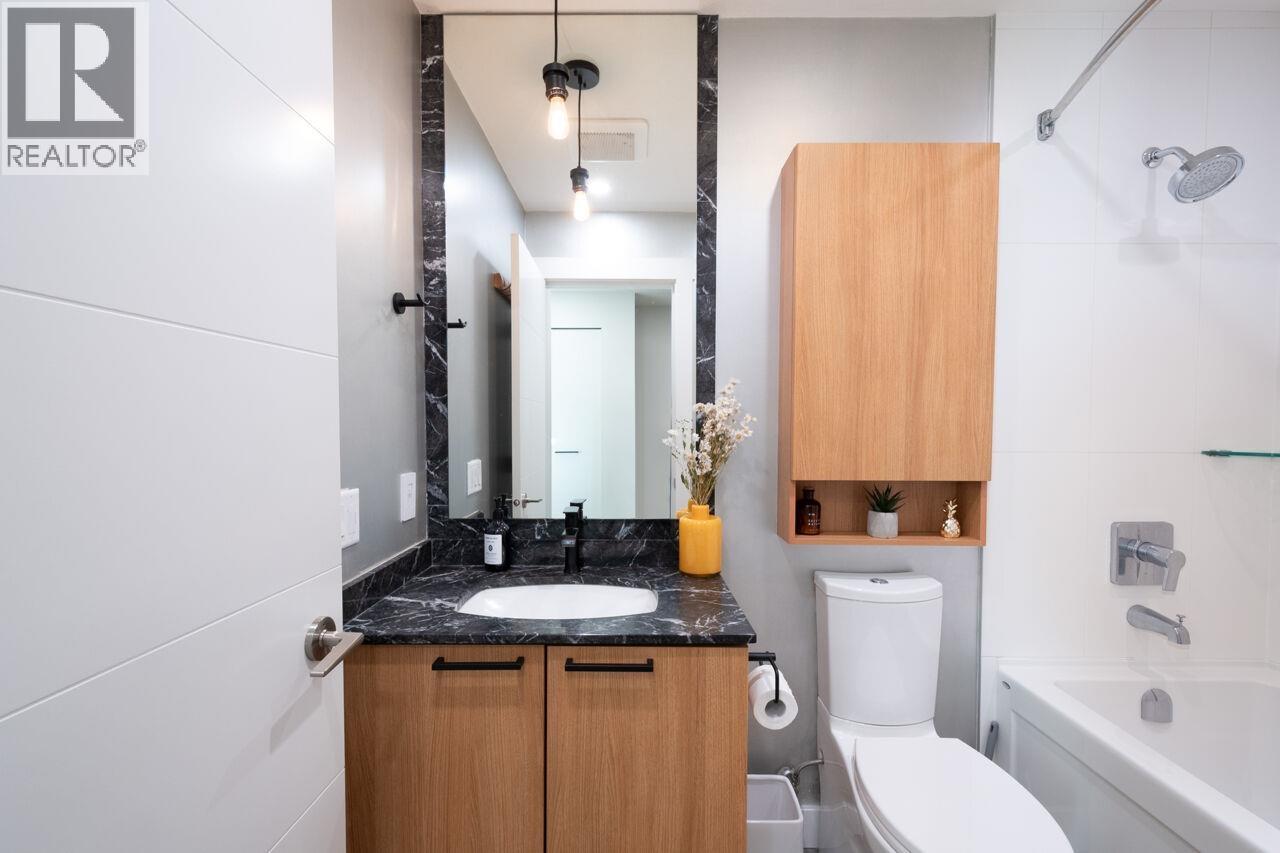 417 733 W 14th Street, North Vancouver, British Columbia  V7M 0C6 - Photo 31 - R3069709