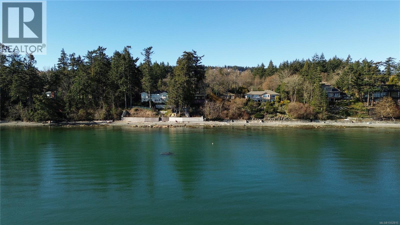 9005 Lochside Dr, North Saanich, British Columbia