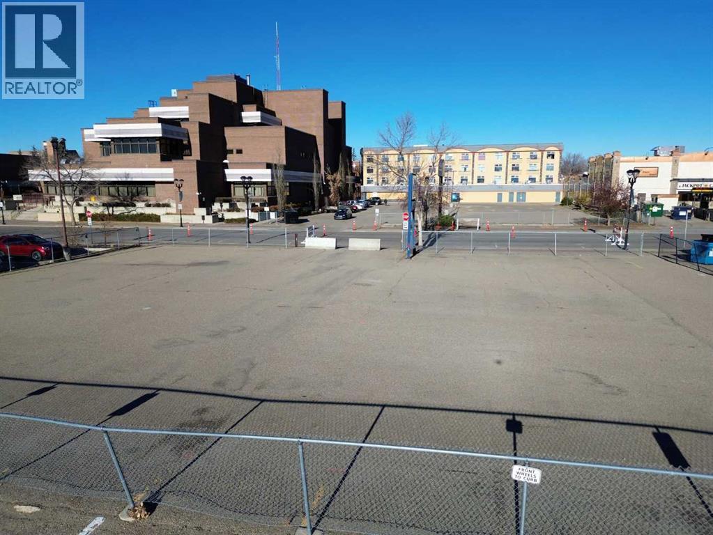 4717 49 Street, Red Deer, Alberta  T4N 6B9 - Photo 4 - A2272207