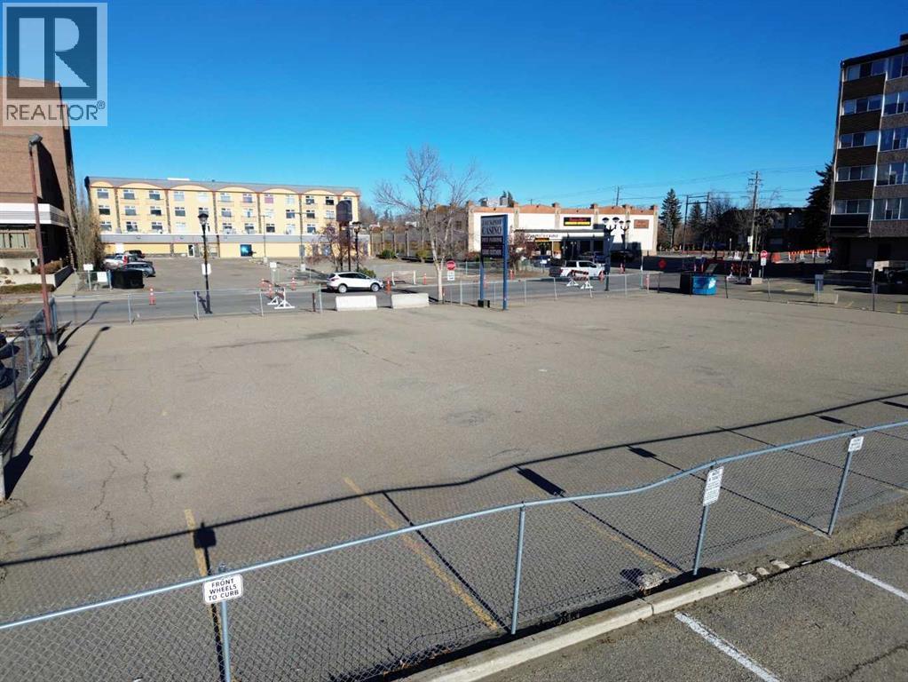 4717 49 Street, Red Deer, Alberta  T4N 6B9 - Photo 3 - A2272207