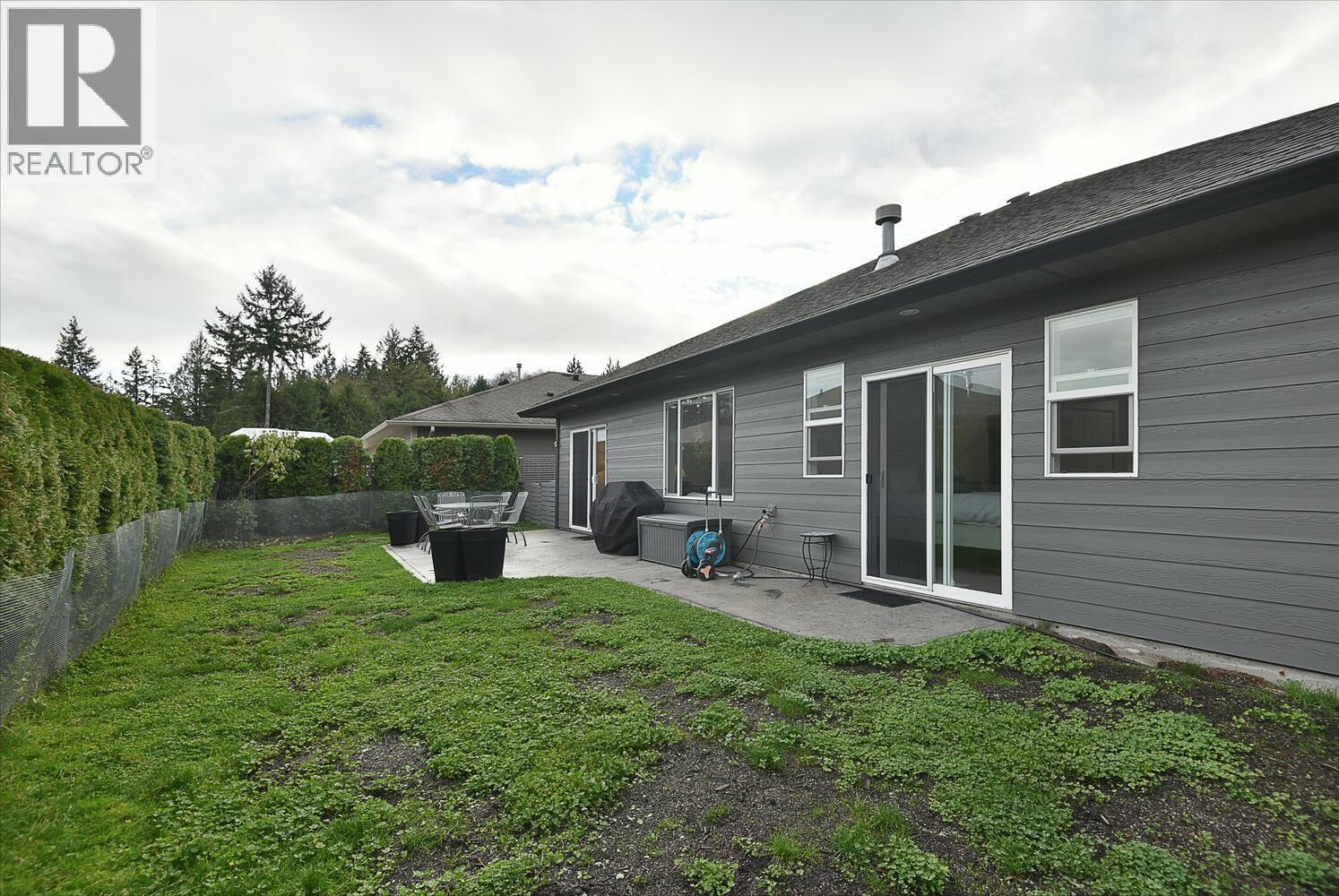 5760 Turnstone Drive, Sechelt, British Columbia  V7Z 0N8 - Photo 14 - R3069735