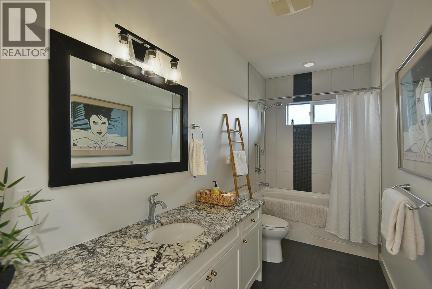 5760 Turnstone Drive, Sechelt, British Columbia  V7Z 0N8 - Photo 22 - R3069735