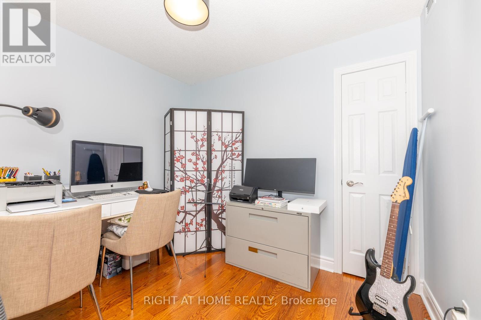 813 - 123 Eglinton Avenue E, Toronto, Ontario  M4P 1J2 - Photo 14 - C12573408