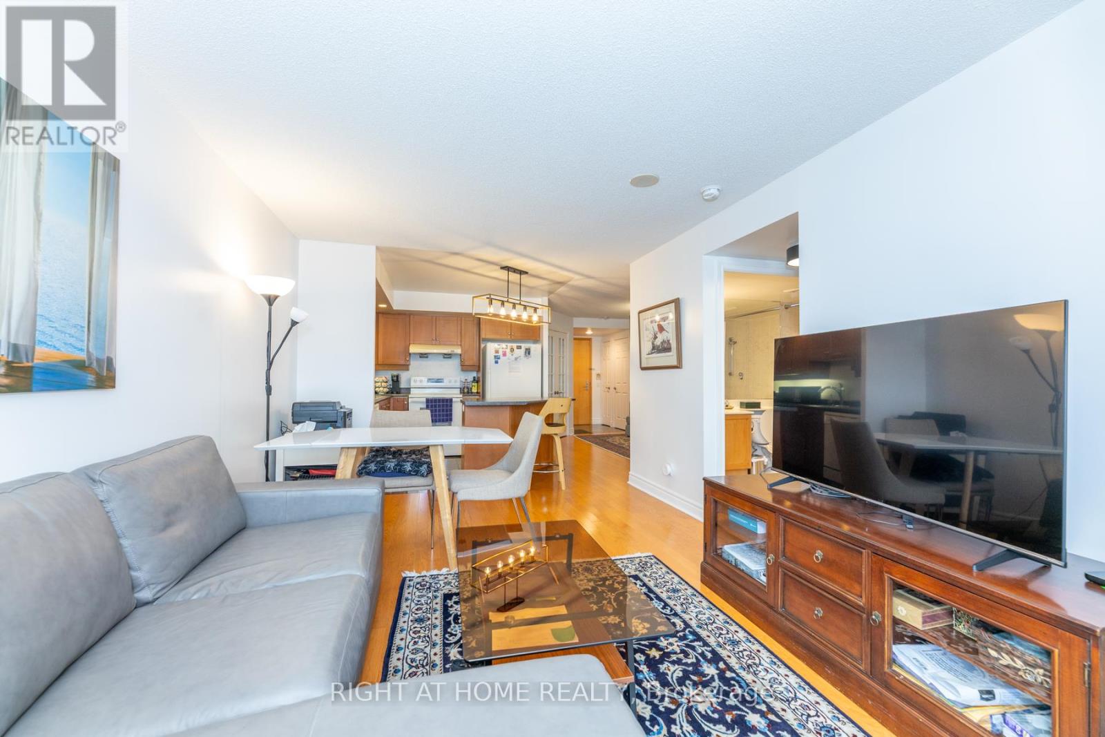 813 - 123 Eglinton Avenue E, Toronto, Ontario  M4P 1J2 - Photo 24 - C12573408