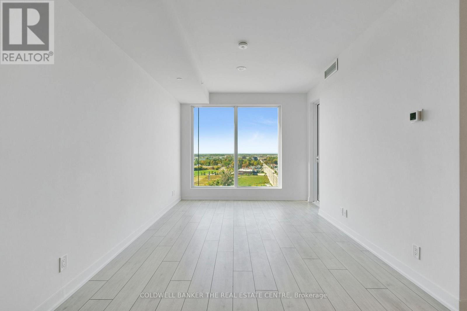 55 Dunlop Street W, Barrie, Ontario  L4L 1A3 - Photo 11 - S12455422