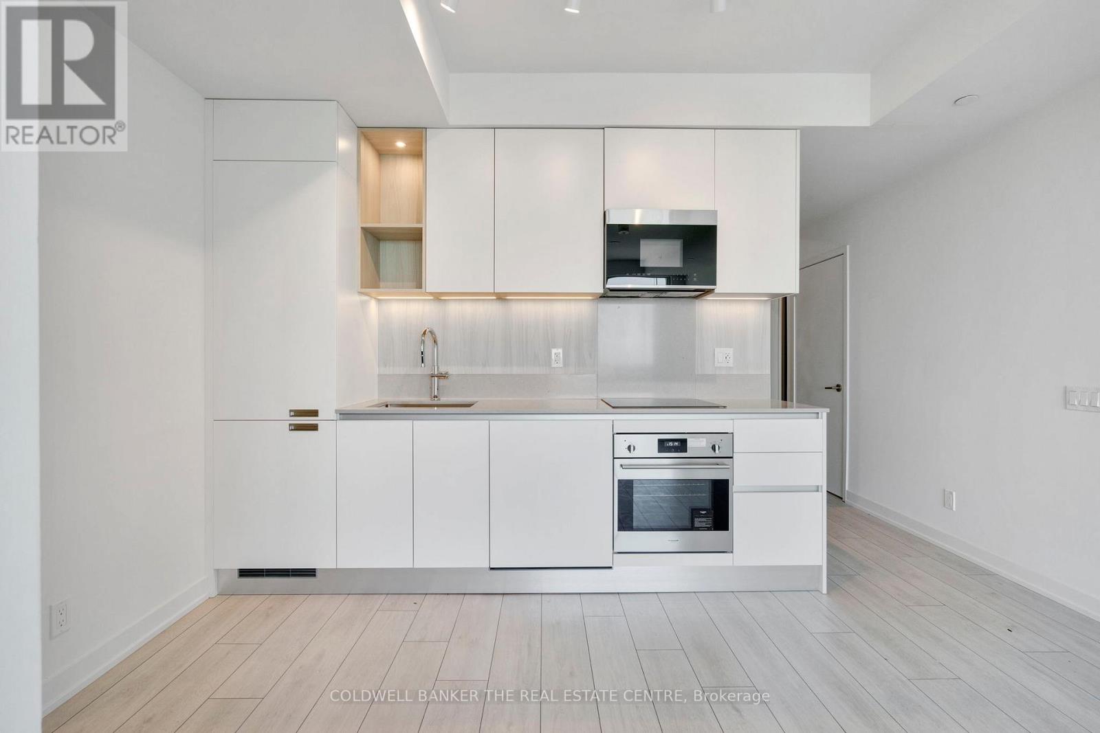 55 Dunlop Street W, Barrie, Ontario  L4L 1A3 - Photo 16 - S12455422