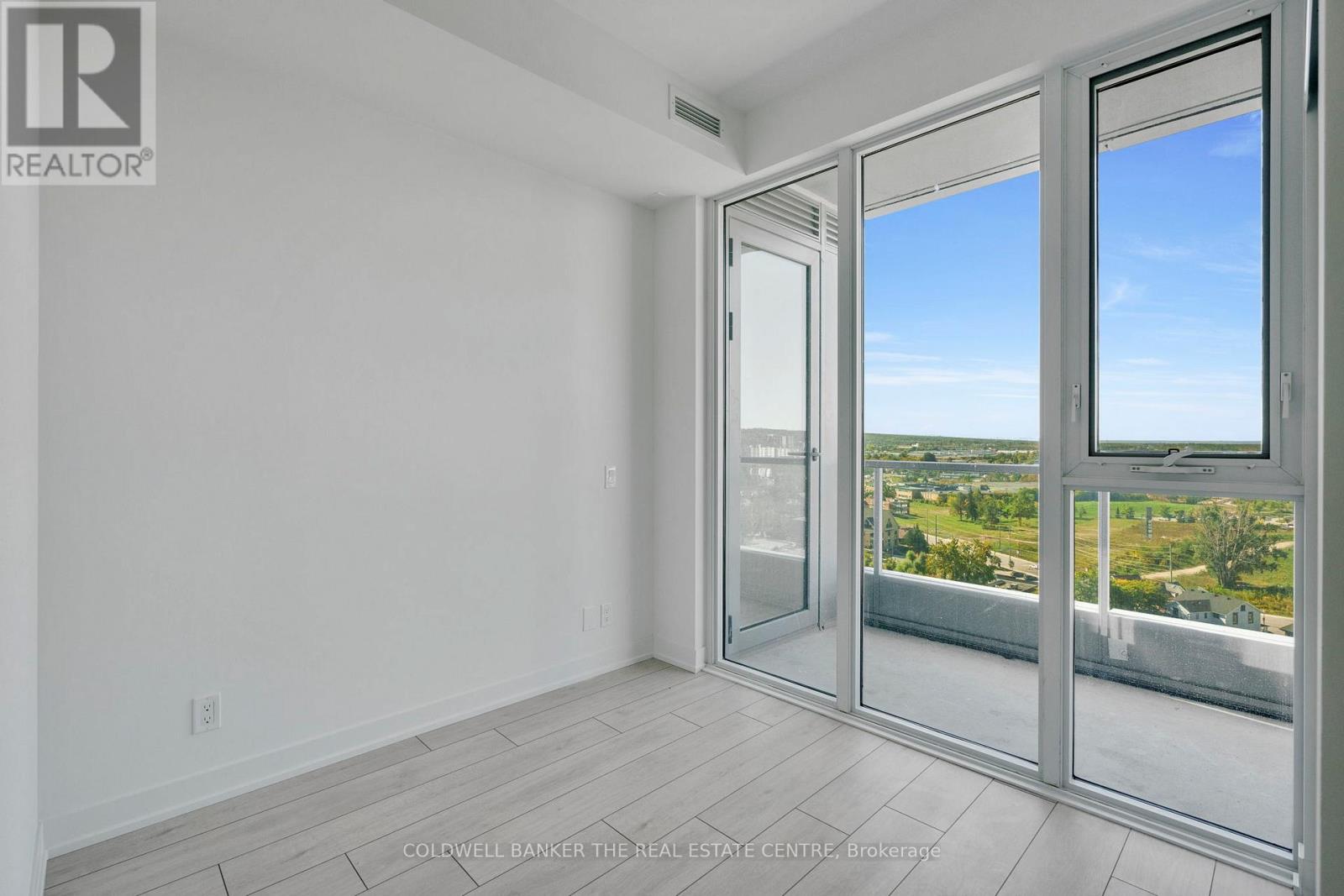 55 Dunlop Street W, Barrie, Ontario  L4L 1A3 - Photo 25 - S12455422