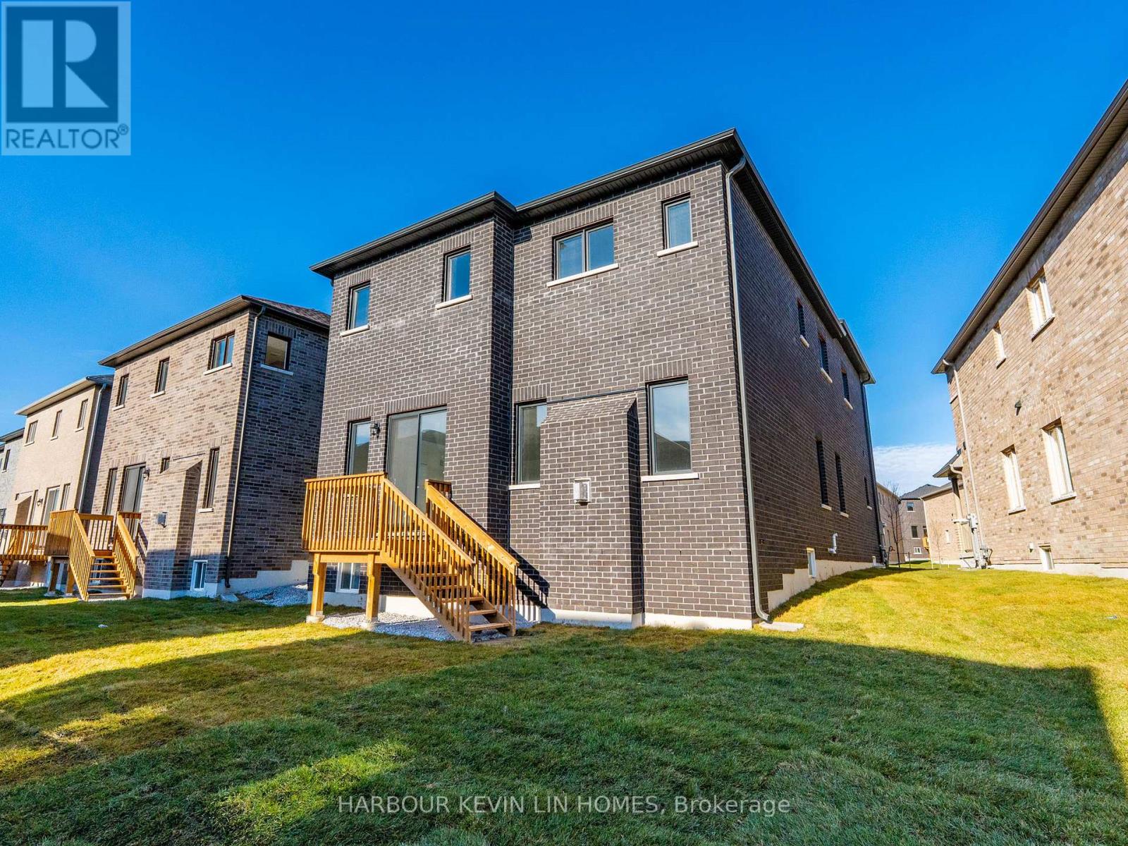 15 Monticola Avenue, Richmond Hill, Ontario  L4B 0J1 - Photo 30 - N12489390