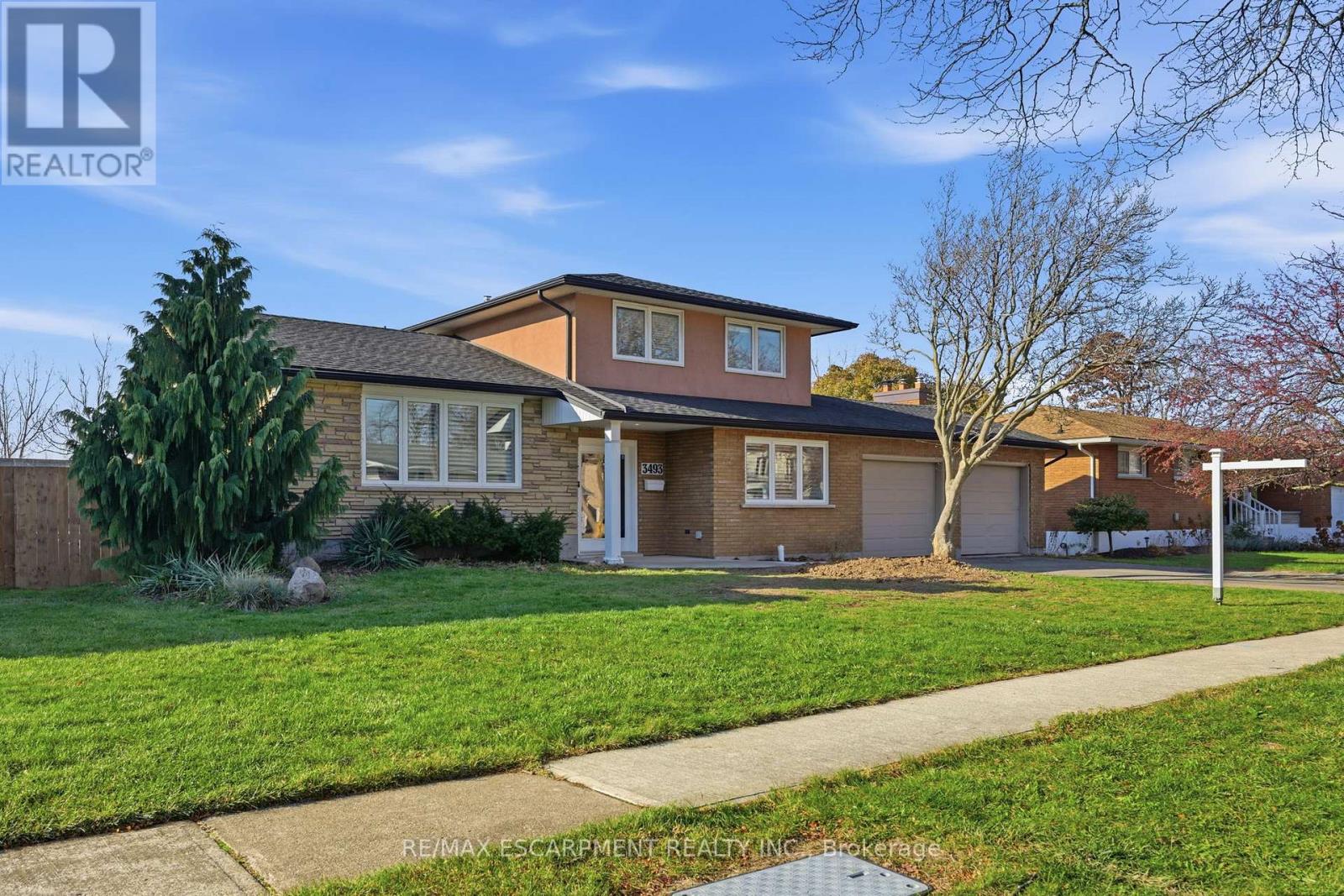 3493 Wiltshire Boulevard, Niagara Falls, Ontario  L2J 3E5 - Photo 1 - X12573126