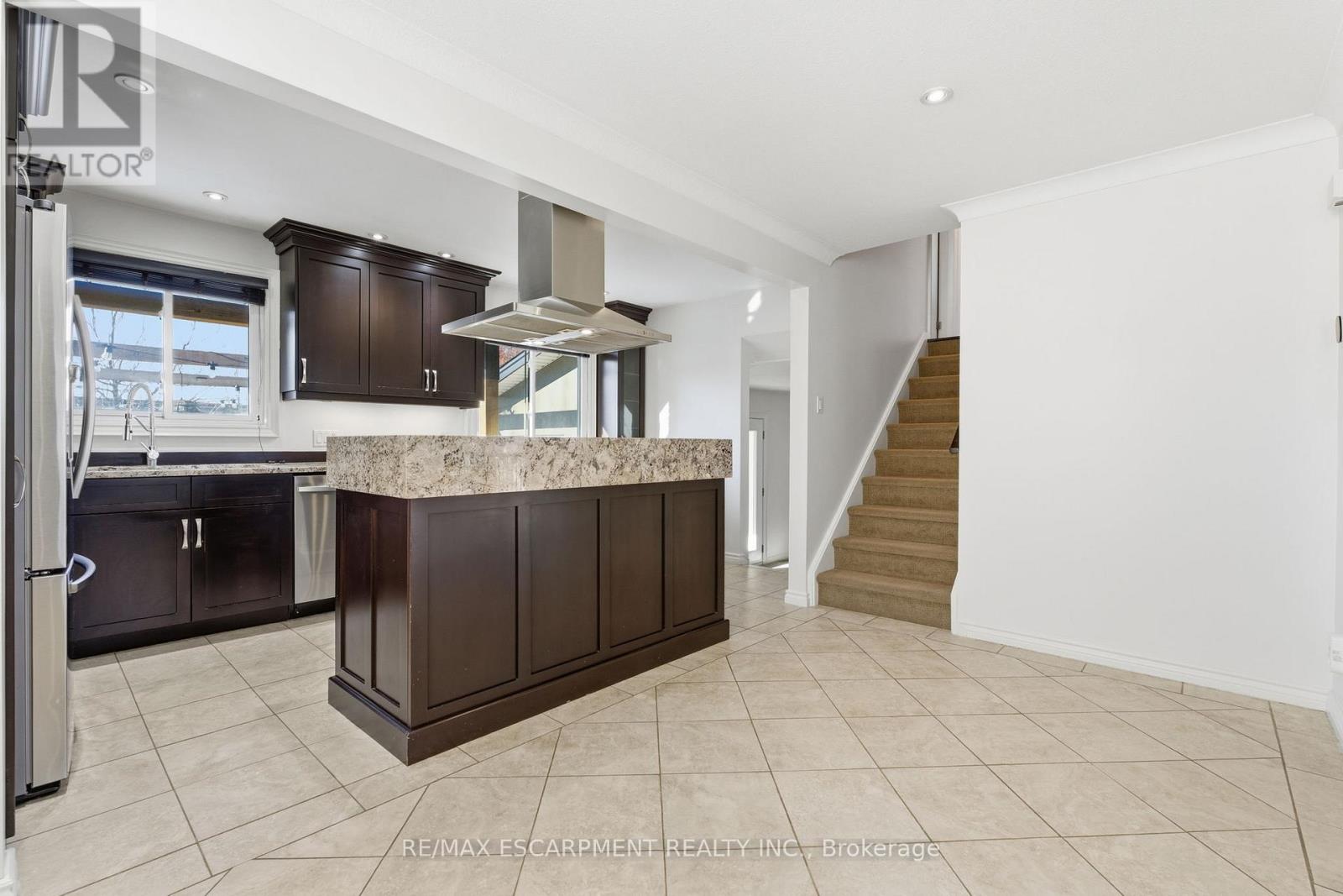 3493 Wiltshire Boulevard, Niagara Falls, Ontario  L2J 3E5 - Photo 22 - X12573126