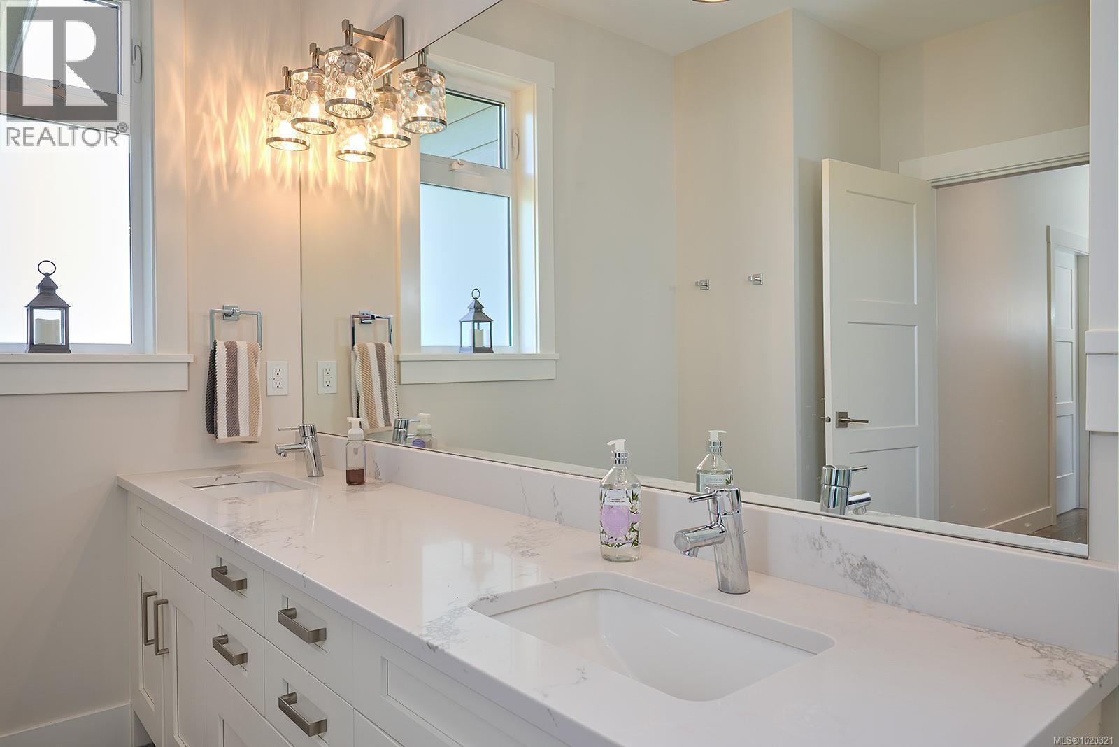 1085 Alpine View Pl, Whiskey Creek, British Columbia  V9K 1V6 - Photo 46 - 1020321