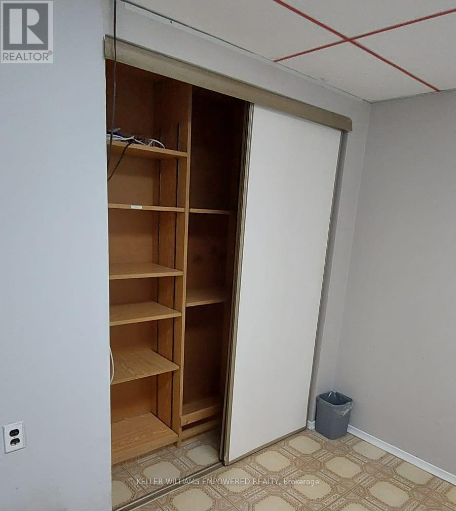 Basement - 206 York Hill Boulevard, Vaughan, Ontario  L4J 2P6 - Photo 7 - N12571988