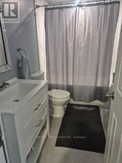 12 Yellow Avens Boulevard, Brampton, Ontario  L6R 0K5 - Photo 6 - W12573390