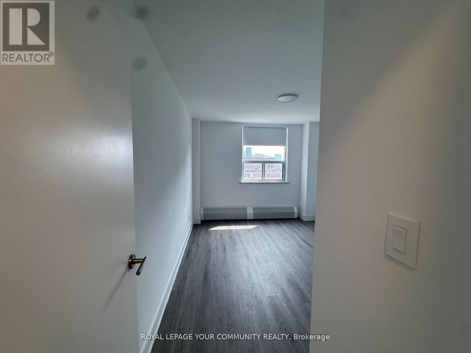 0815 - 135 Tyndall Avenue, Toronto, Ontario  M6K 2G3 - Photo 8 - W12573400