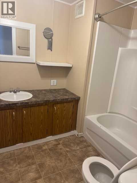 9, 5344 76 Street, Red Deer, Alberta  T2P 2A6 - Photo 10 - A2272478