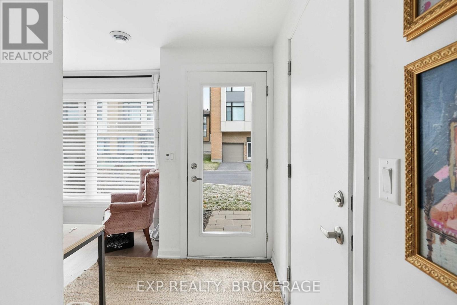 59 Cherry Blossom Private, Ottawa, Ontario  K2H 0C4 - Photo 7 - X12573488