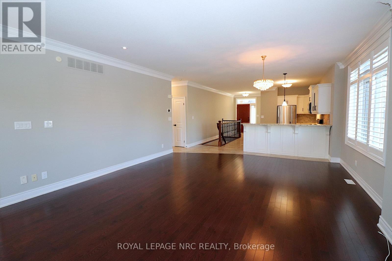 2 Emerald Common, St. Catharines, Ontario  L2M 0A7 - Photo 10 - X12573452