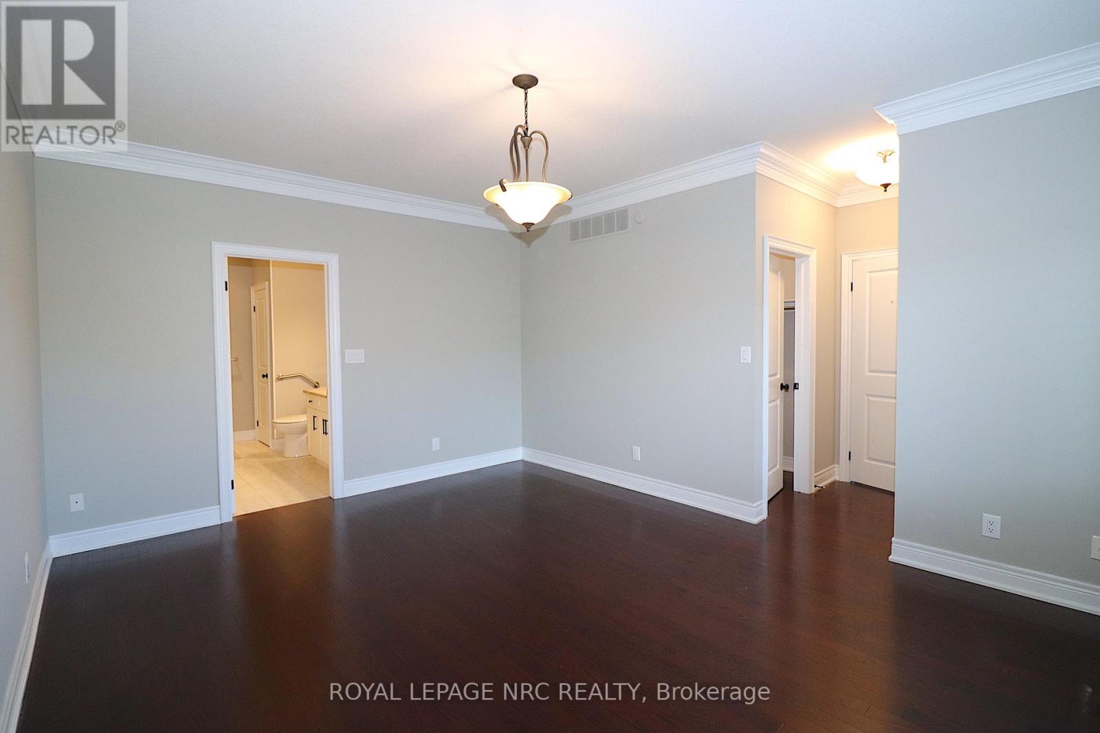 2 Emerald Common, St. Catharines, Ontario  L2M 0A7 - Photo 12 - X12573452