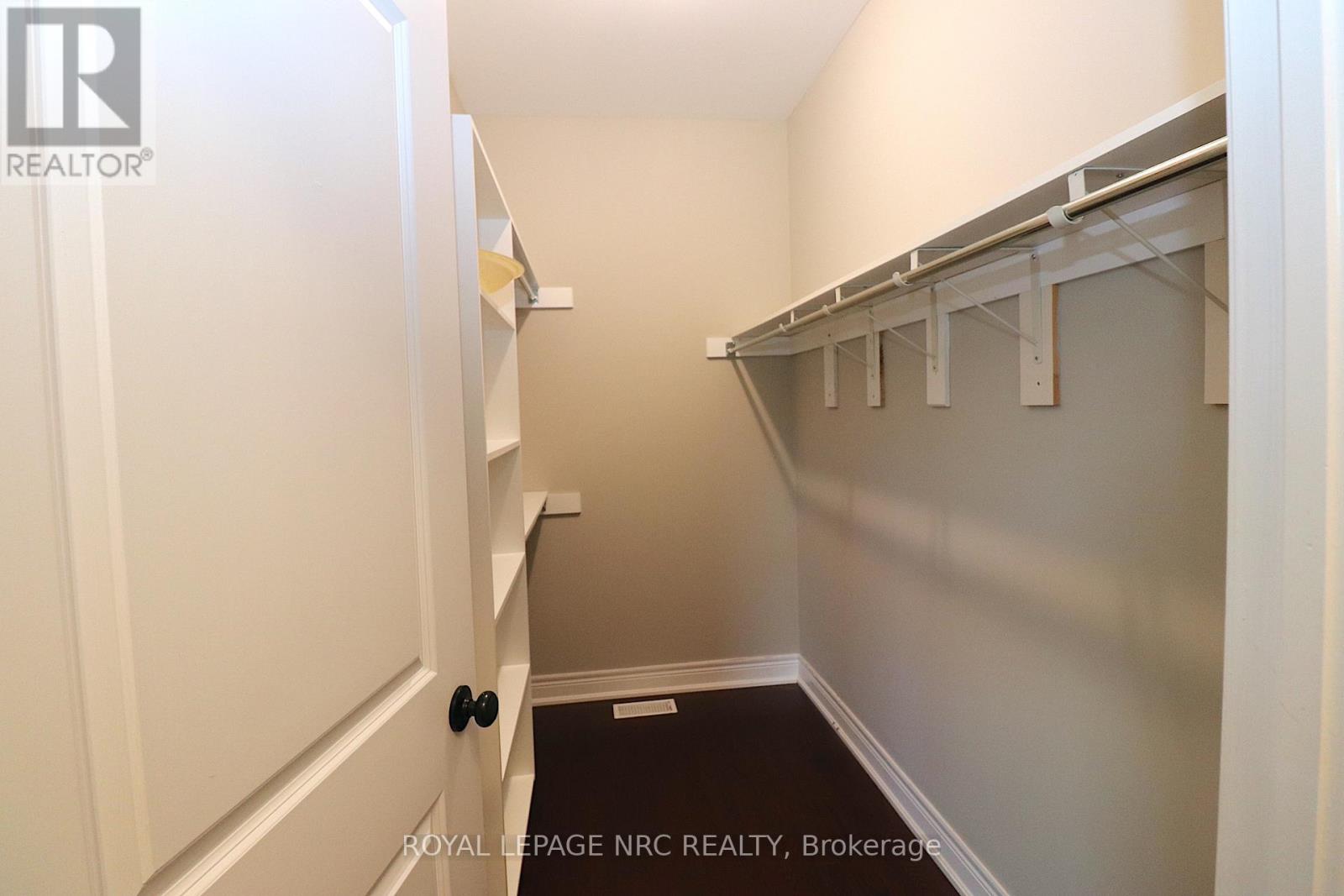 2 Emerald Common, St. Catharines, Ontario  L2M 0A7 - Photo 15 - X12573452