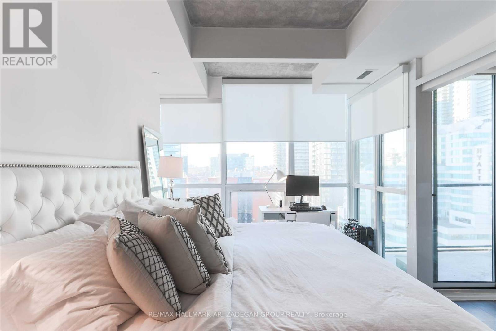 1701 - 88 Blue Jays Way, Toronto, Ontario  M5V 2G3 - Photo 12 - C12571100