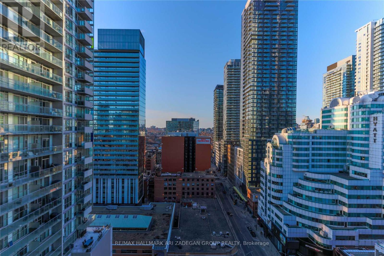 1701 - 88 Blue Jays Way, Toronto, Ontario  M5V 2G3 - Photo 18 - C12571100