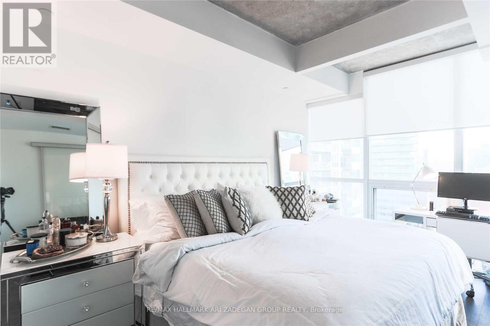 1701 - 88 Blue Jays Way, Toronto, Ontario  M5V 2G3 - Photo 11 - C12571100