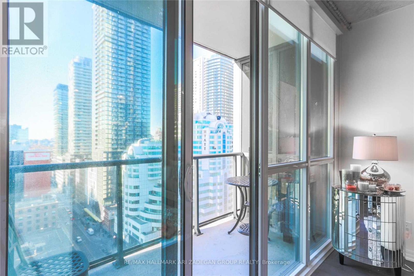 1701 - 88 Blue Jays Way, Toronto, Ontario  M5V 2G3 - Photo 20 - C12571100