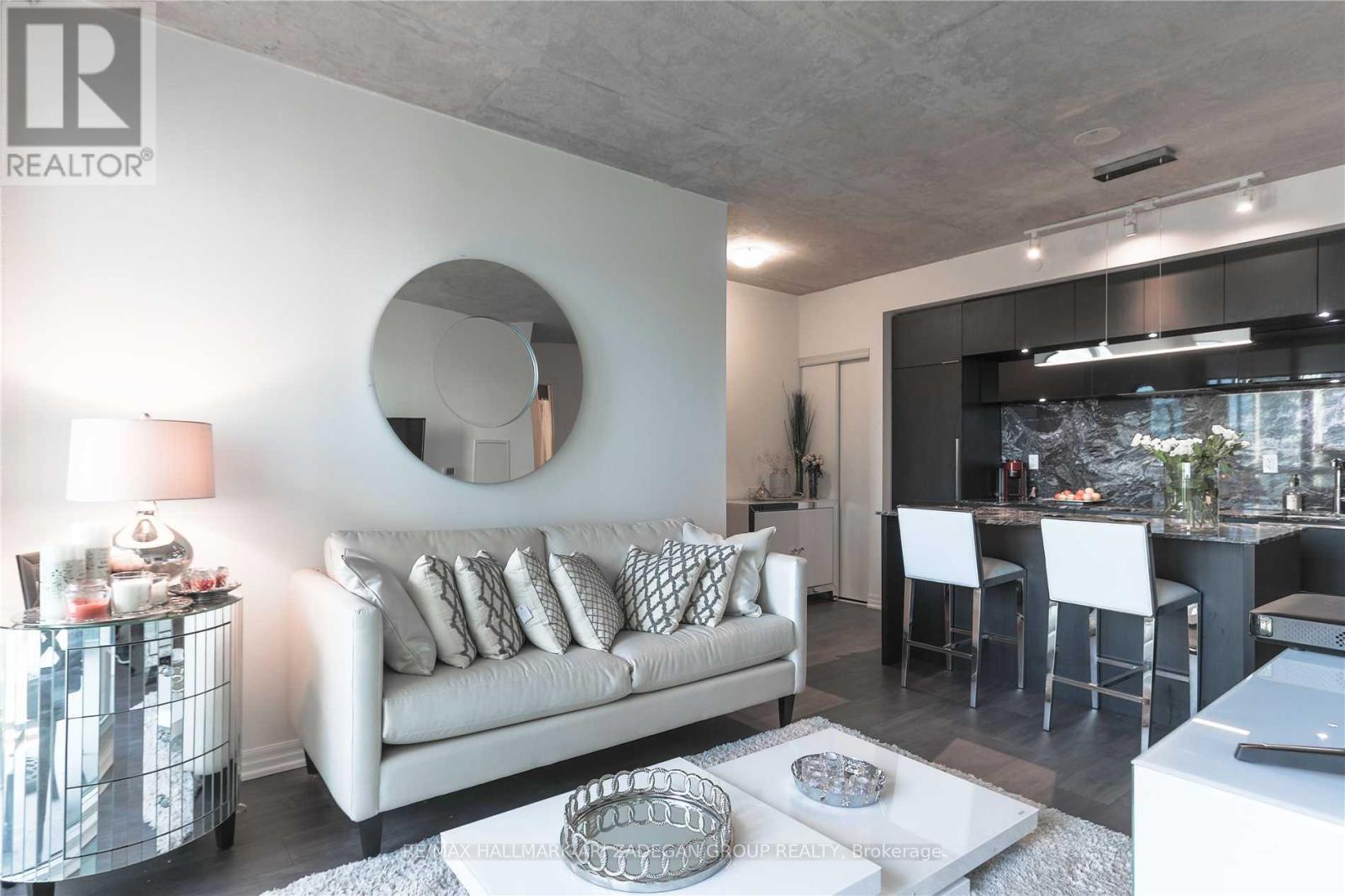 1701 - 88 Blue Jays Way, Toronto, Ontario  M5V 2G3 - Photo 5 - C12571100