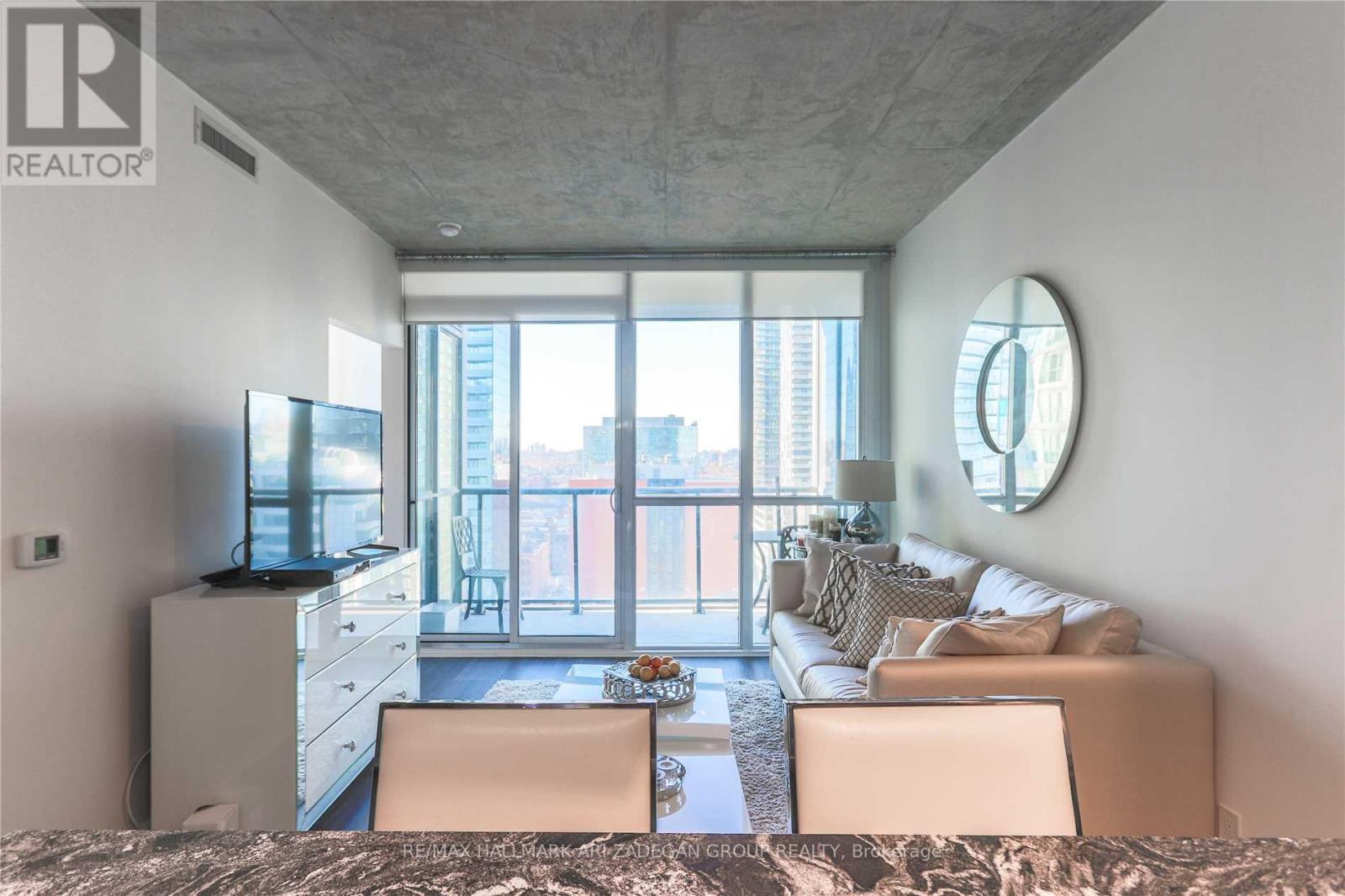 1701 - 88 Blue Jays Way, Toronto, Ontario  M5V 2G3 - Photo 4 - C12571100