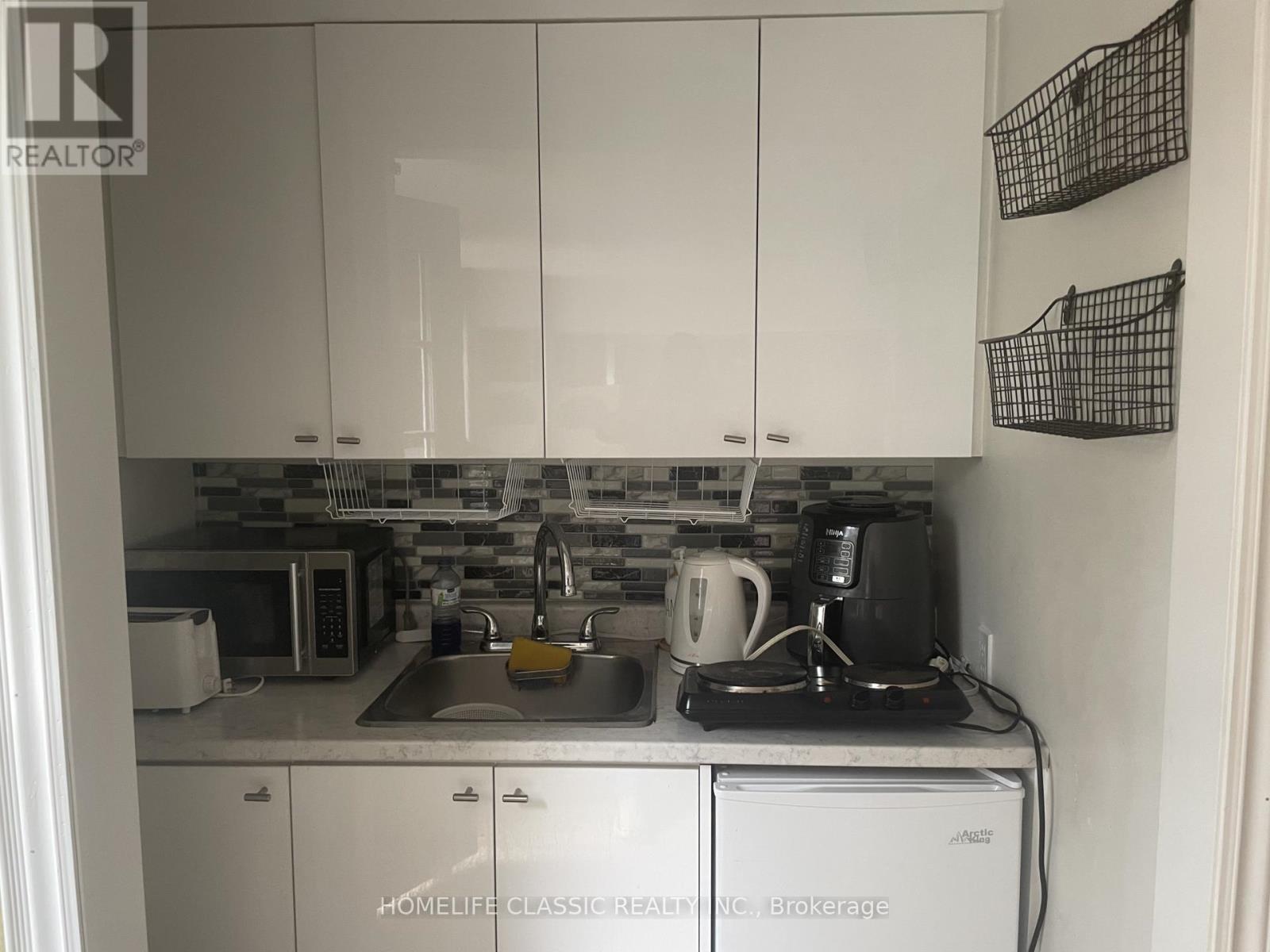 82 - 82 Henderson Drive, Aurora, Ontario  L4G 3M3 - Photo 10 - N12505666