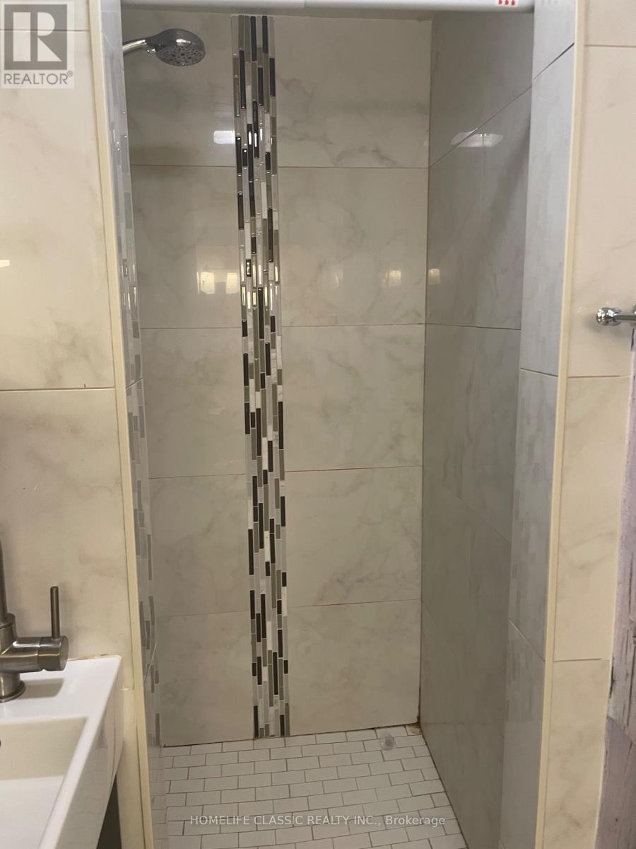 82 - 82 Henderson Drive, Aurora, Ontario  L4G 3M3 - Photo 19 - N12505666