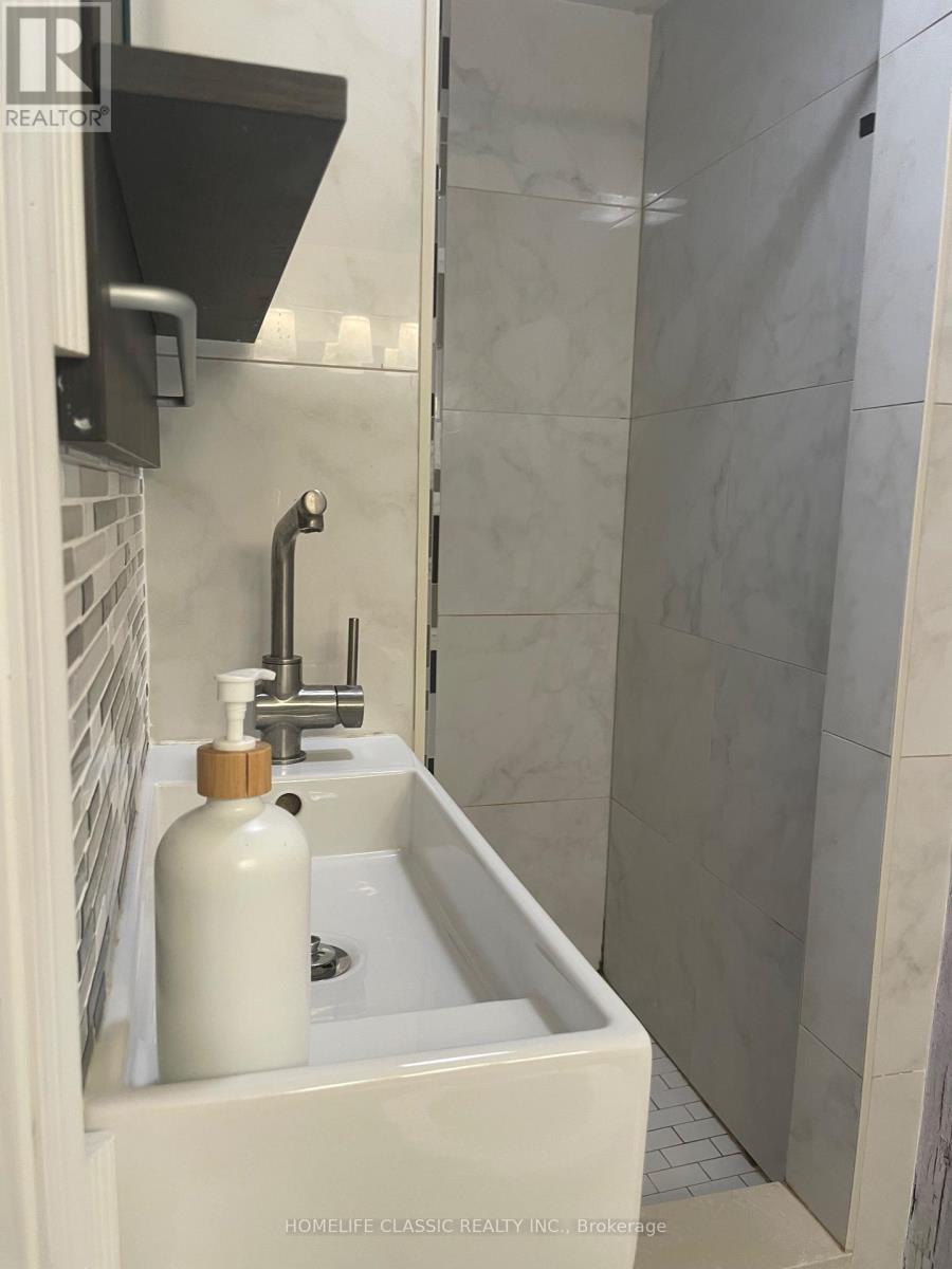 82 - 82 Henderson Drive, Aurora, Ontario  L4G 3M3 - Photo 18 - N12505666